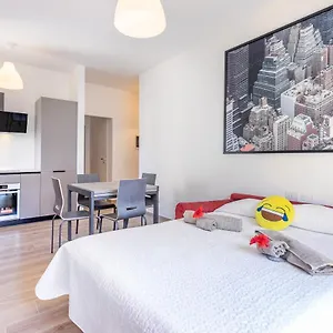 Appartamento Alessia's Flat- M3 Corvetto, Milano