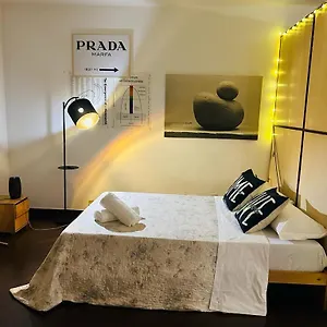 Appartamento Prada, Milano
