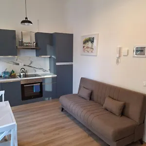 Appartamento Just Min10 To Duomo, Milano