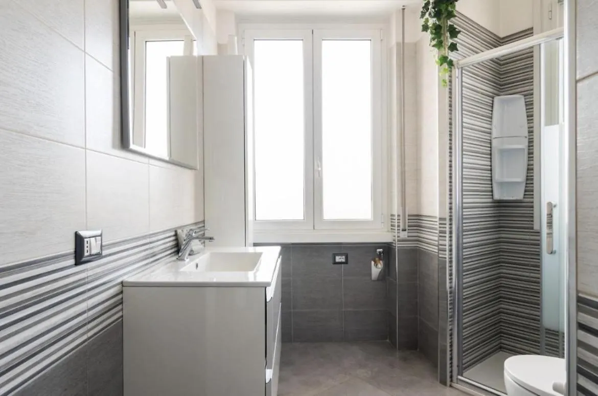 Luxury Apartment In Prada District Near Mm Brenta & Milan Center - Ideal For Business Profiles